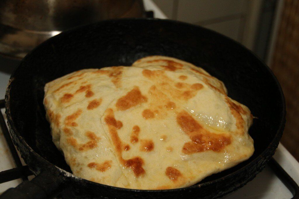 Лепешки с сыром